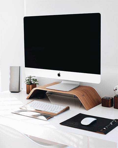 What does your website look like on high resolution screens? Image of an iMac on a computer desktop